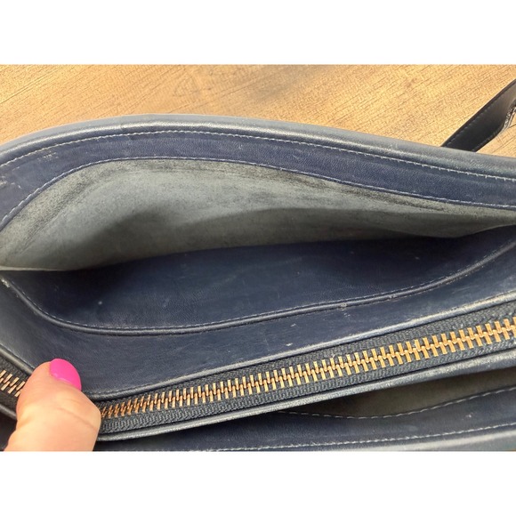 Vintage Coach Navy Blue Legacy Leather Crossbody Bag Timeless Classic Minimalist - Picture 11 of 16